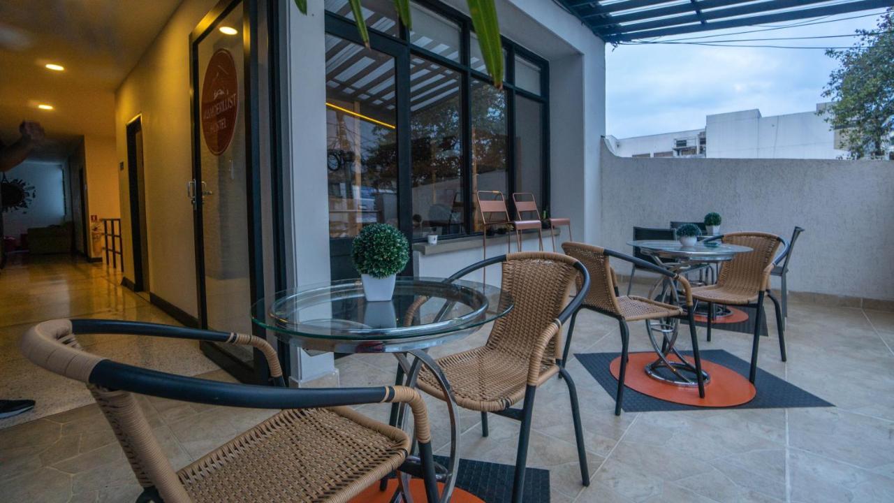 Wanderlust Hostel Armenia  Εξωτερικό φωτογραφία